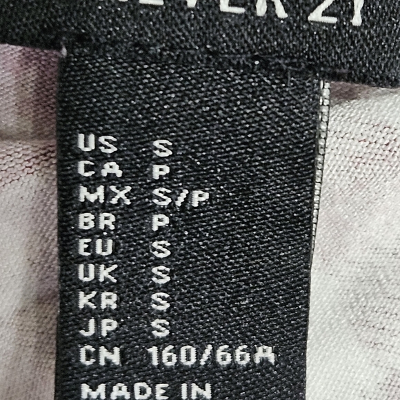 Forever 21 Woman's Size S Skort red and white checkered print. - Picture 14 of 16